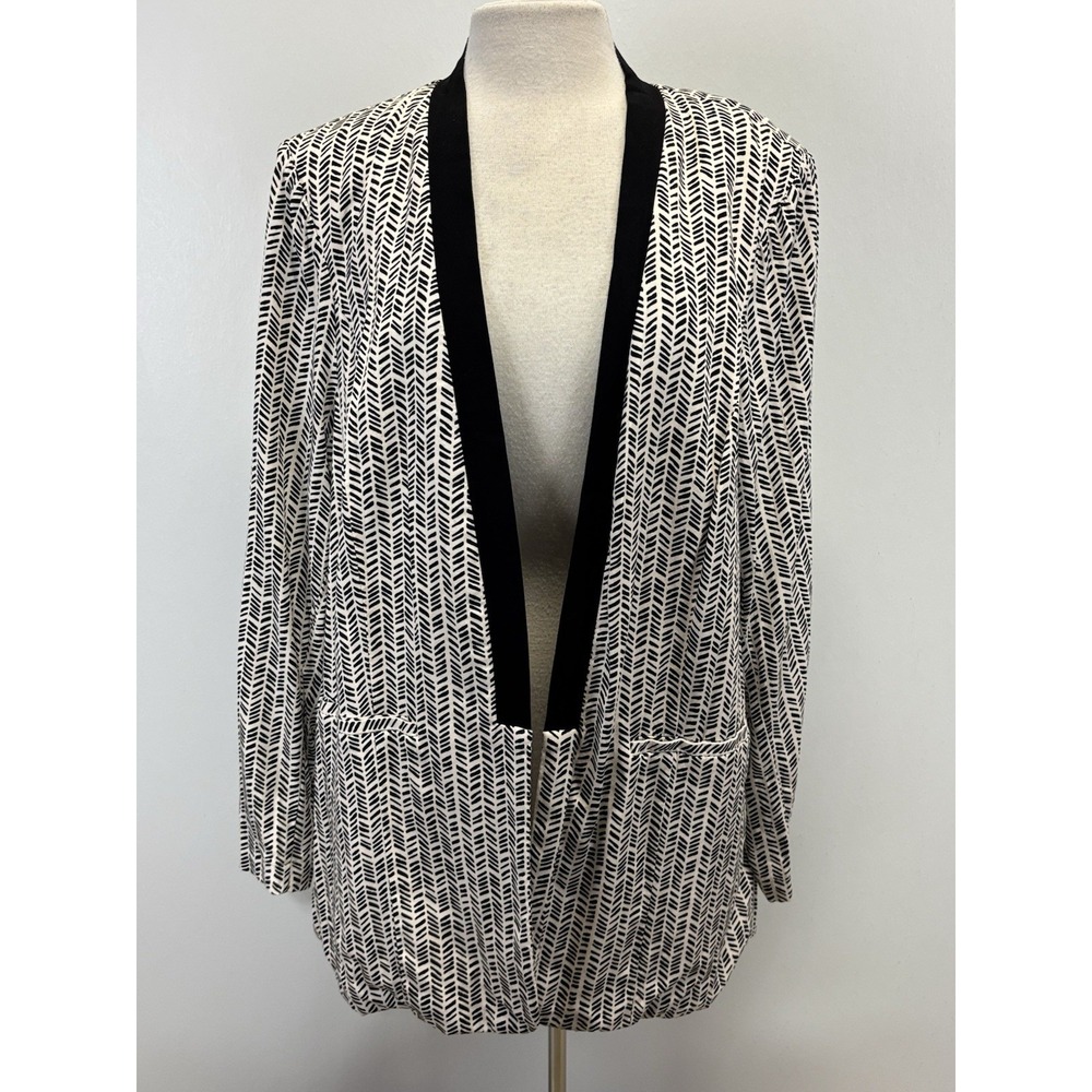 Torrid Challis Blazer Jacket Sz 3 3X Womens Open Front Lightweight Black Ivory